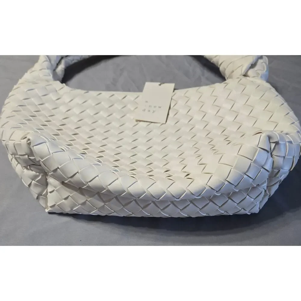 A New Day White Woven Slouchy Shoulder Bag Knotted Hobo